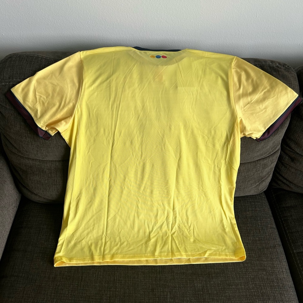 Ecuador Authentic National Team World Cup Qualifier 2026 Yellow Jersey Men’s XL - Picture 7 of 7